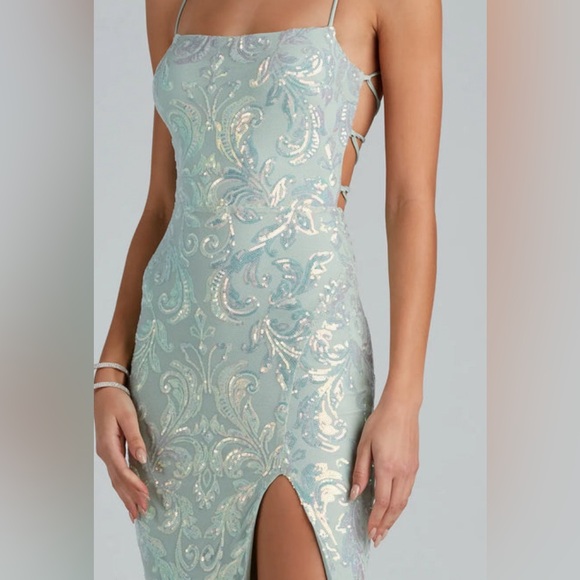 NWT Mint Green Sequin Lace Up Prom Dress - Picture 3 of 12